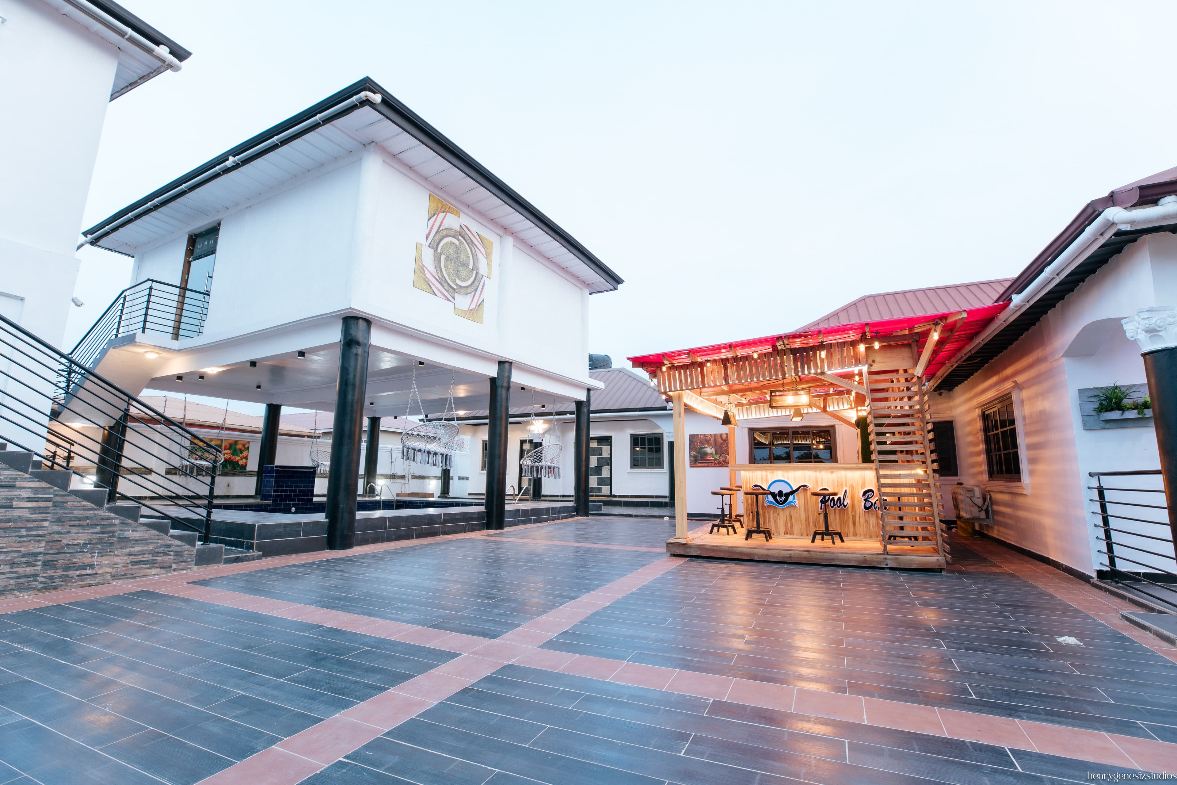 TEXPUN LODGE Exterior