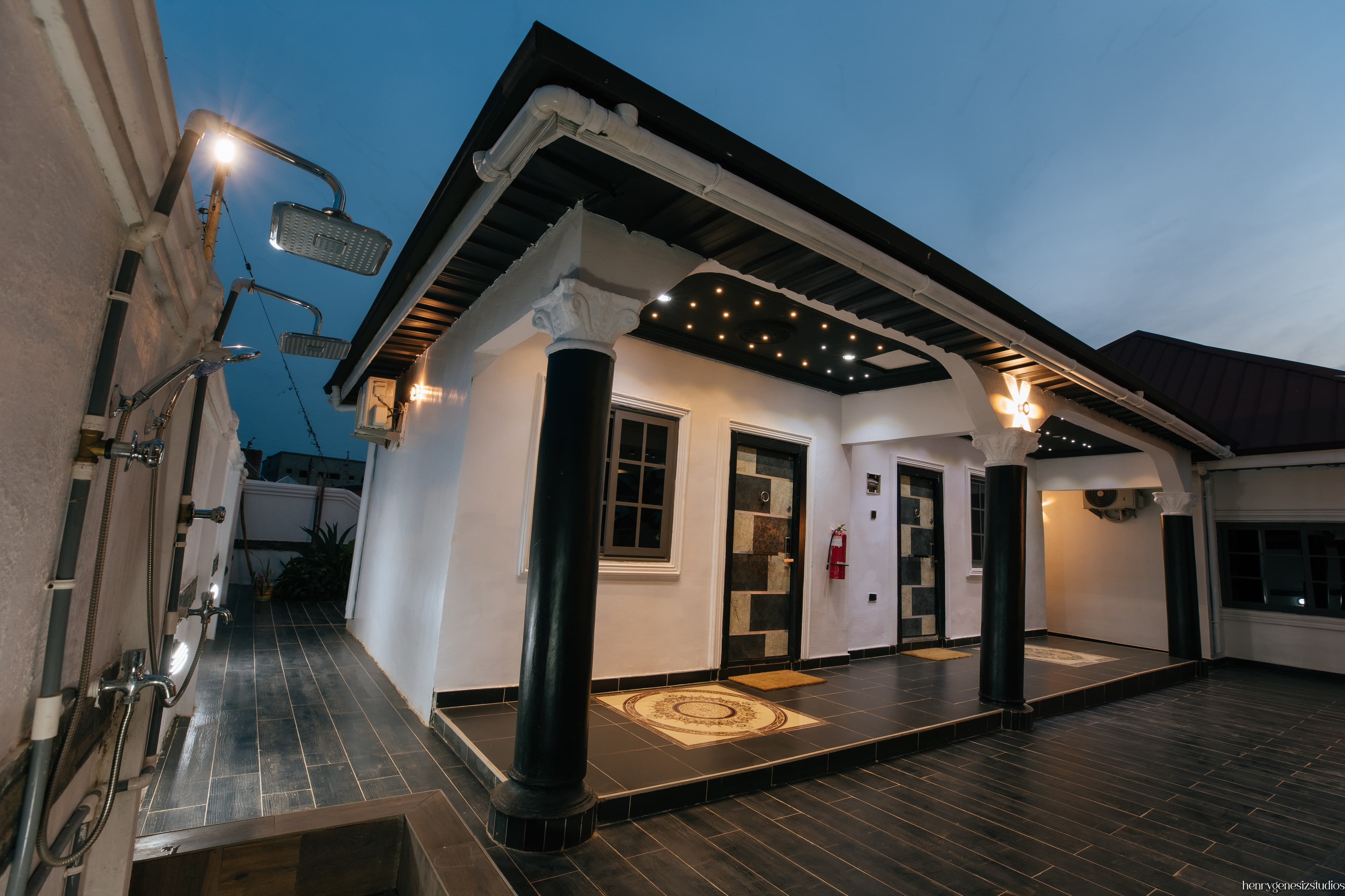 TEXPUN LODGE Exterior